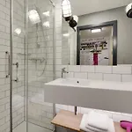 Hotel Moxy Katowice Airport Pyrzowice