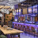 Moxy Katowice Airport 3*
