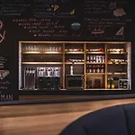 Moxy Katowice Airport 3*