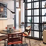 Moxy Katowice Airport 3*