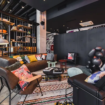 Moxy Katowice Airport