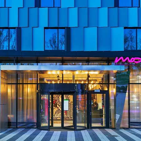 Moxy Katowice Airport Hotel