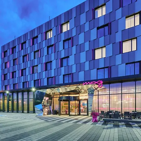 Moxy Katowice Airport Hotel