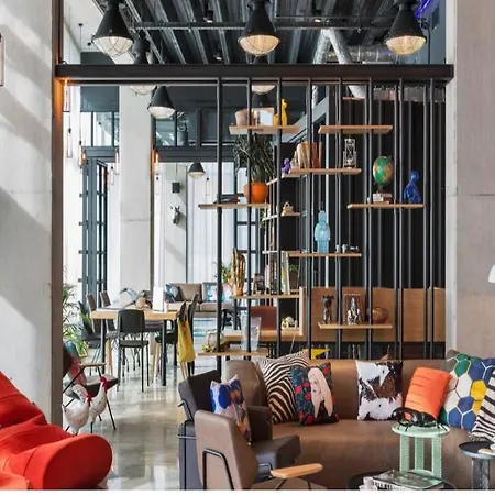 Moxy Katowice Airport