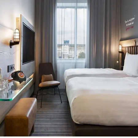 Moxy Katowice Airport فندق