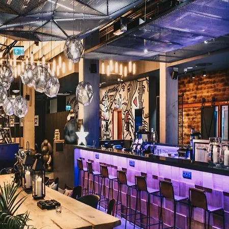 Moxy Katowice Airport Hotel 3*