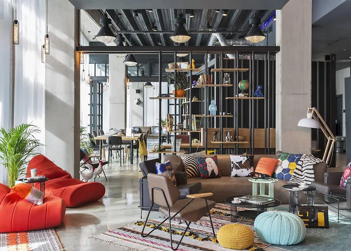 Moxy Katowice Airport Hotel 3*