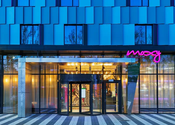 Moxy Katowice Airport מלון