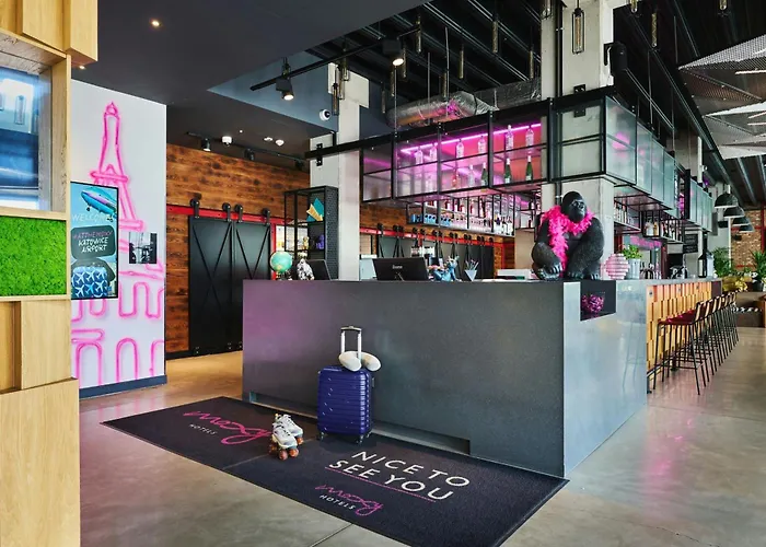 Hotel Moxy Katowice Airport 3*