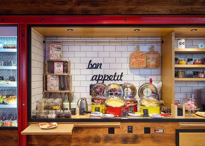 Moxy Katowice Airport 3*