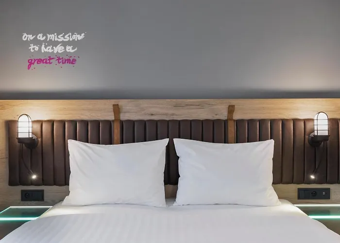 Moxy Katowice Airport Hotel 3*