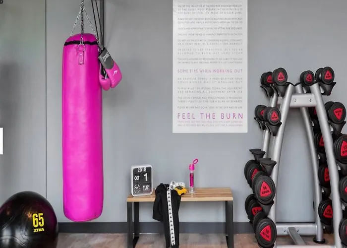 Hotel Moxy Katowice Airport